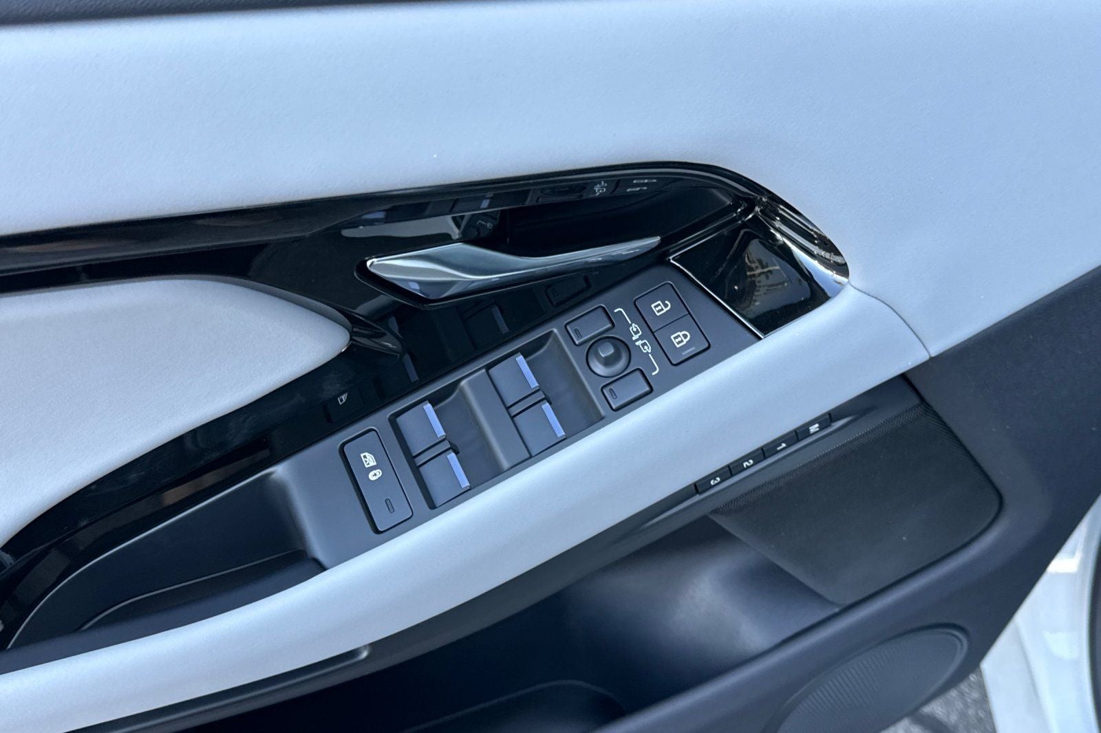 2026 Land Rover Range Rover Evoque S