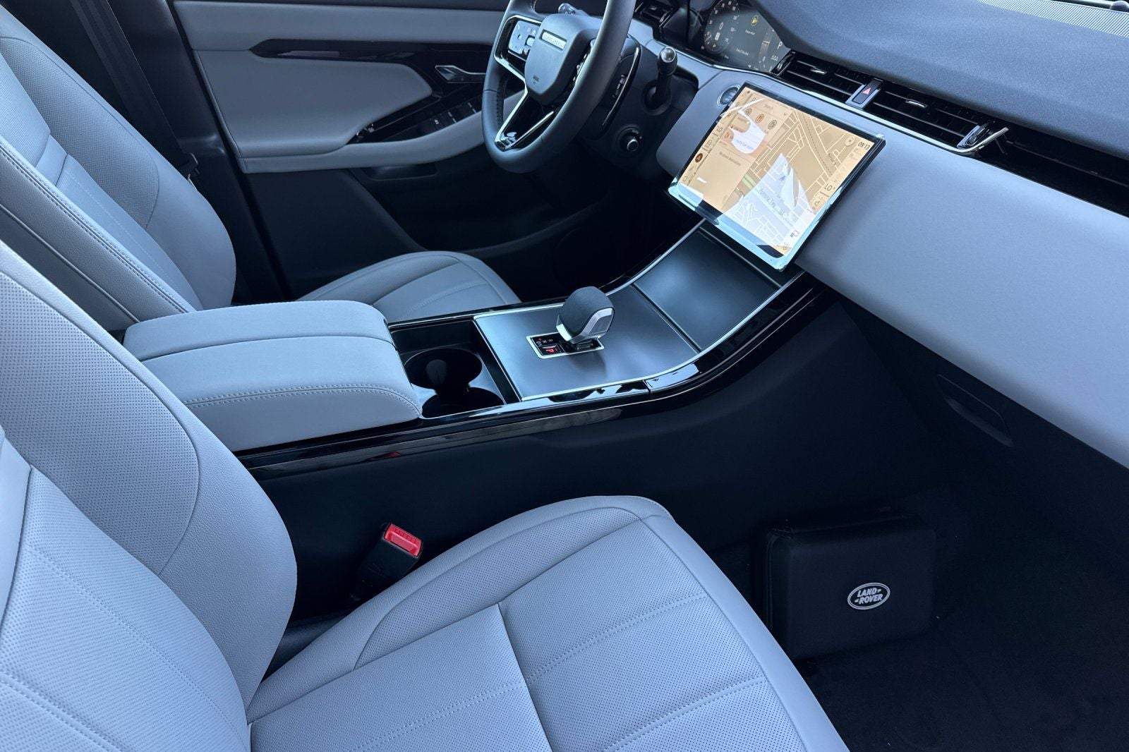 2026 Land Rover Range Rover Evoque S