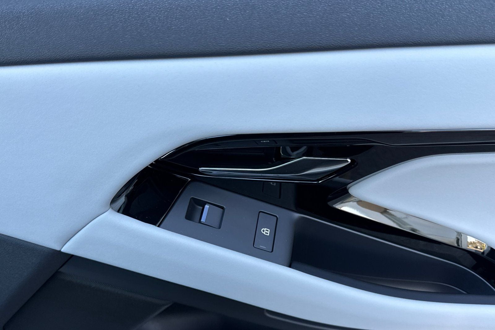 2026 Land Rover Range Rover Evoque S