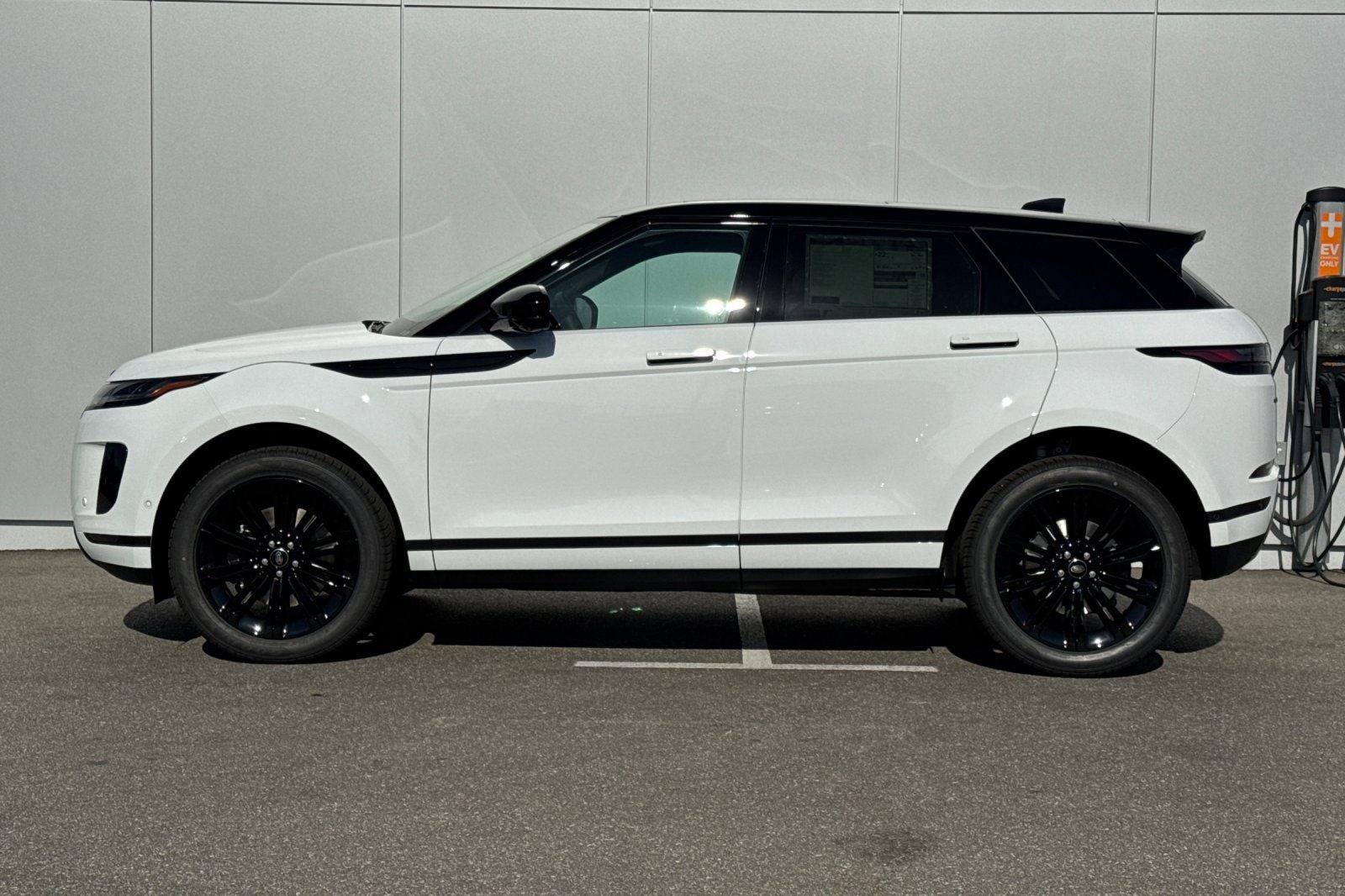 2026 Land Rover Range Rover Evoque S