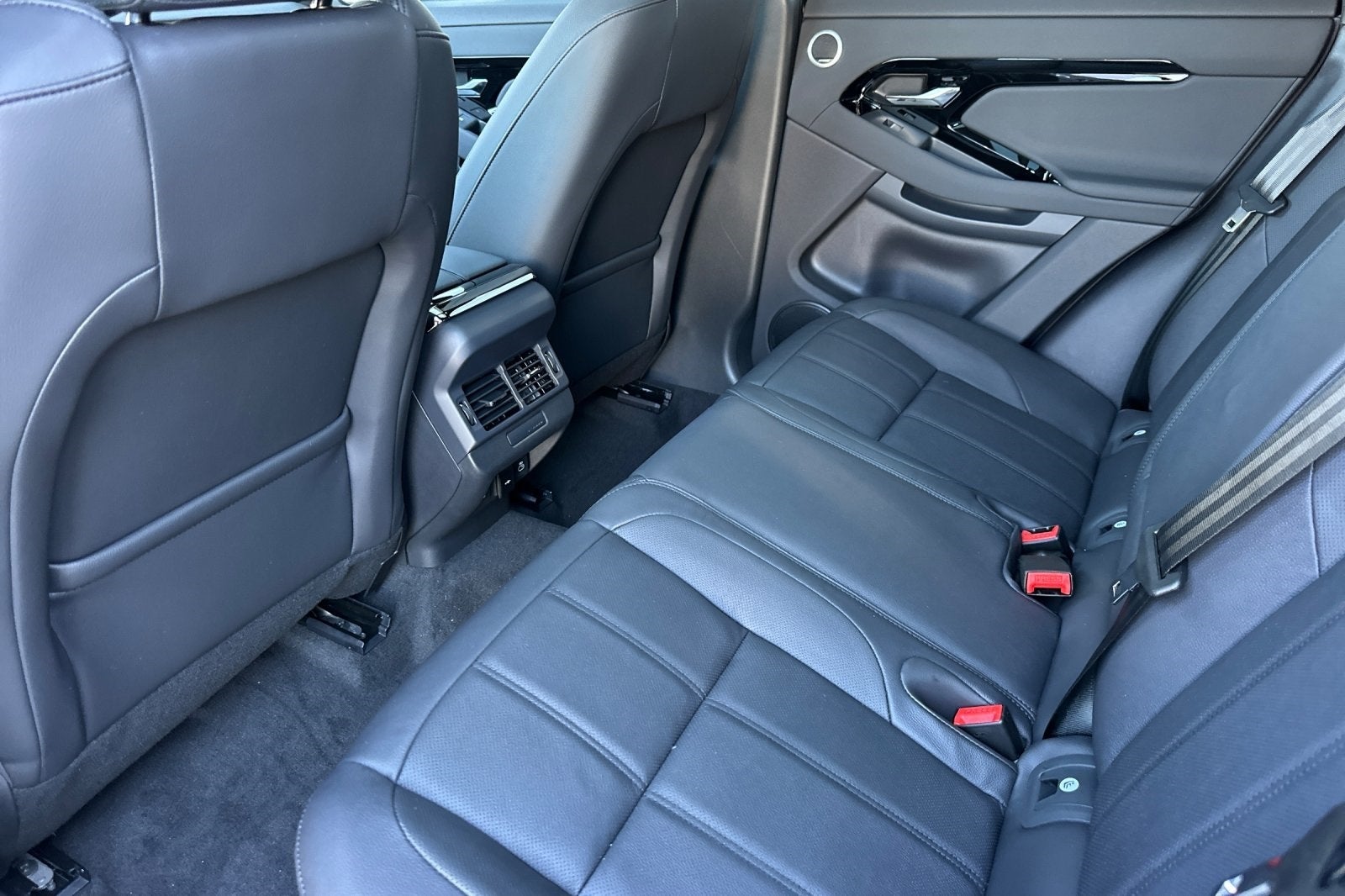 2026 Land Rover Range Rover Evoque S