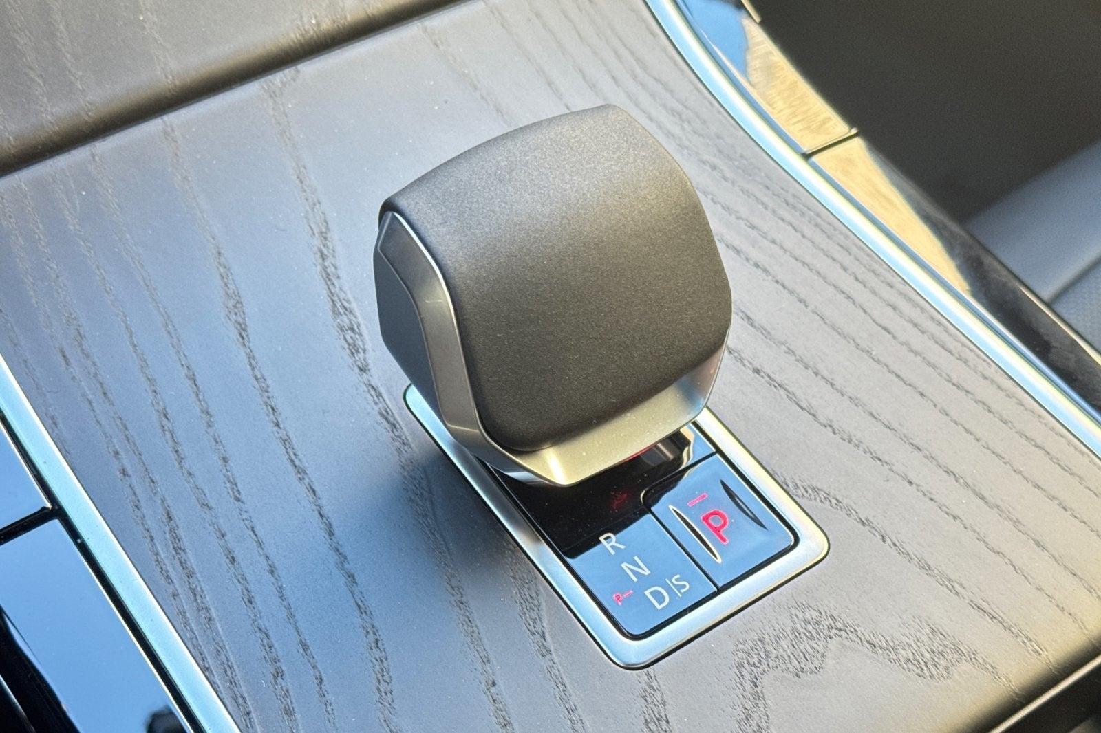 2026 Land Rover Range Rover Evoque Dynamic