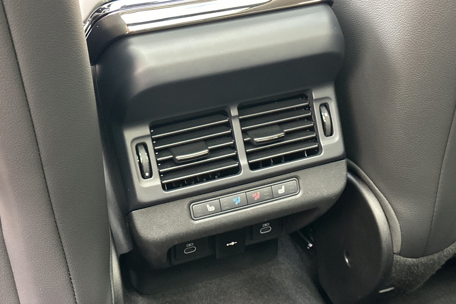 2025 Land Rover Range Rover Evoque Dynamic