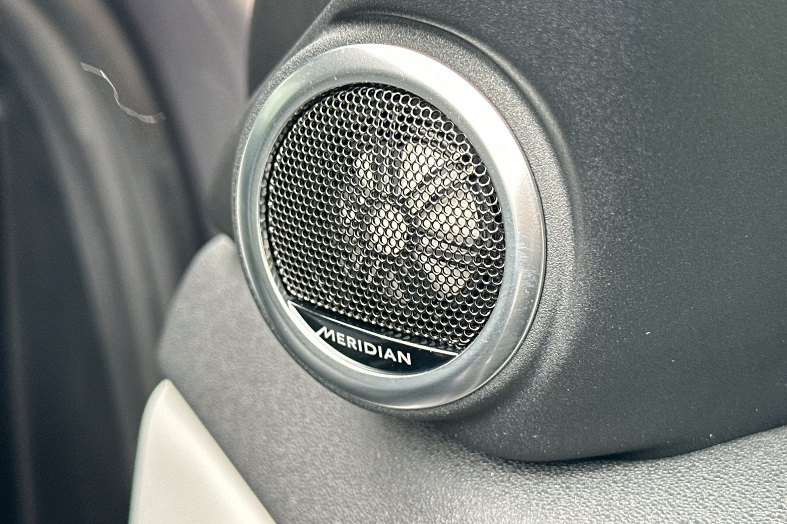 2025 Land Rover Range Rover Evoque Dynamic