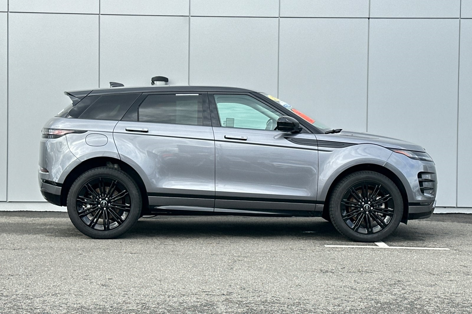 2025 Land Rover Range Rover Evoque Dynamic