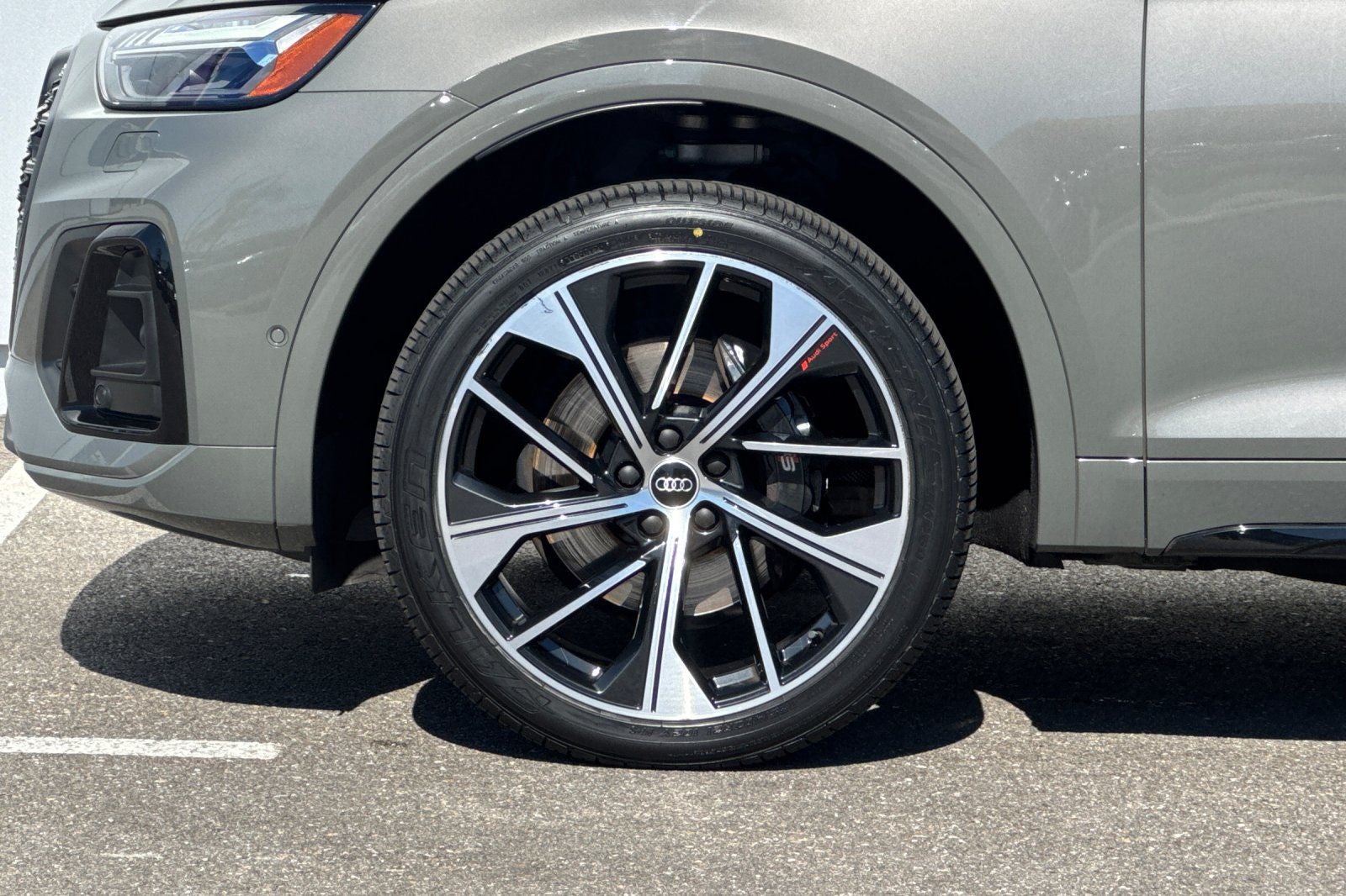 2023 Audi SQ5 Prestige quattro