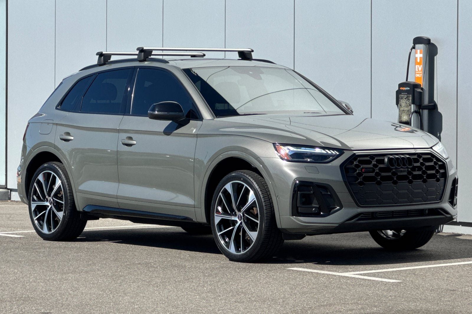 2023 Audi SQ5 Prestige quattro