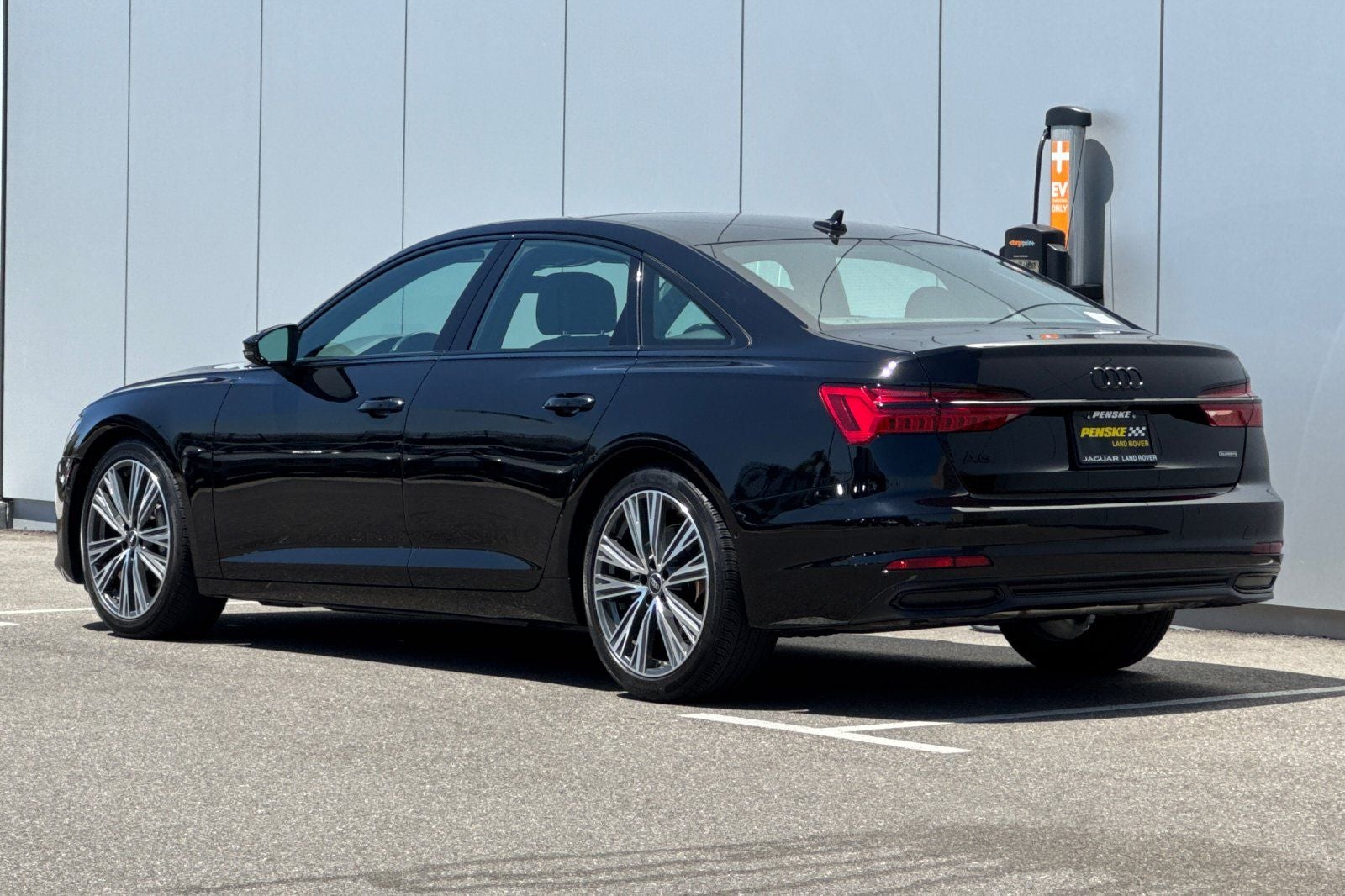 2023 Audi A6 45 Premium Plus quattro