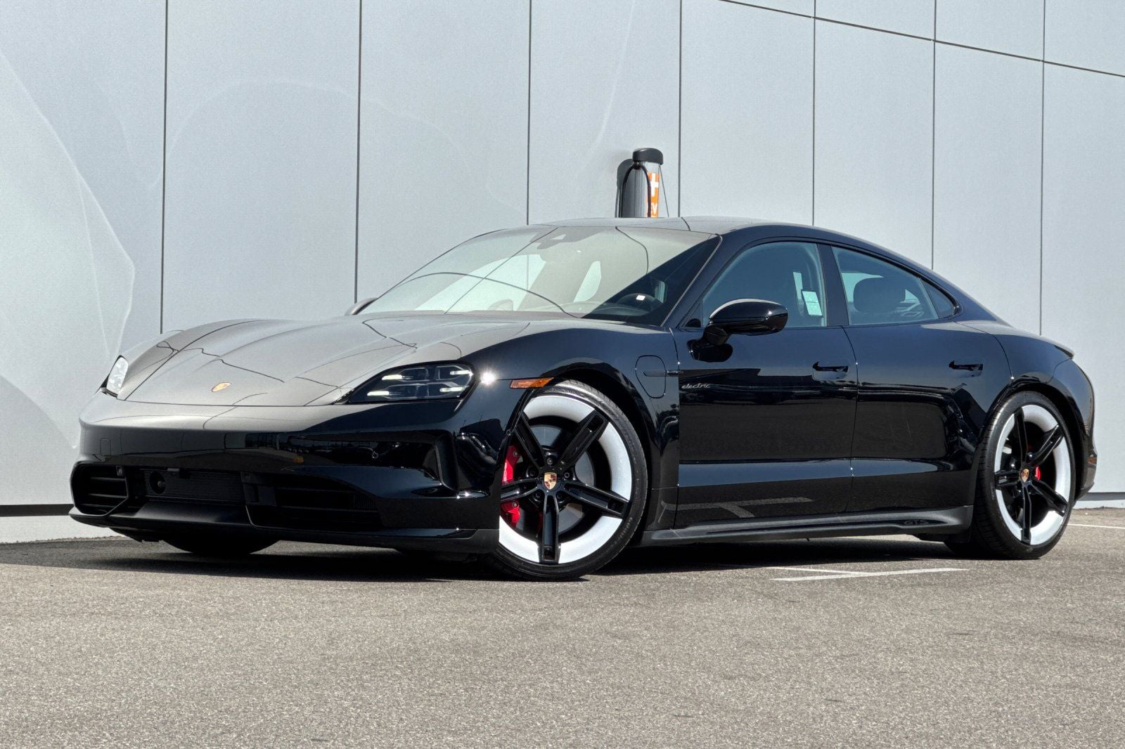 2025 Porsche Taycan GTS