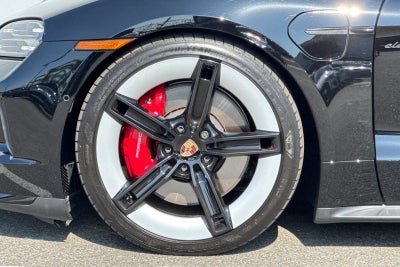 2025 Porsche Taycan GTS