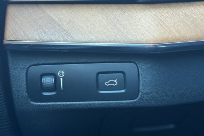 2022 Volvo XC90 T5 Momentum